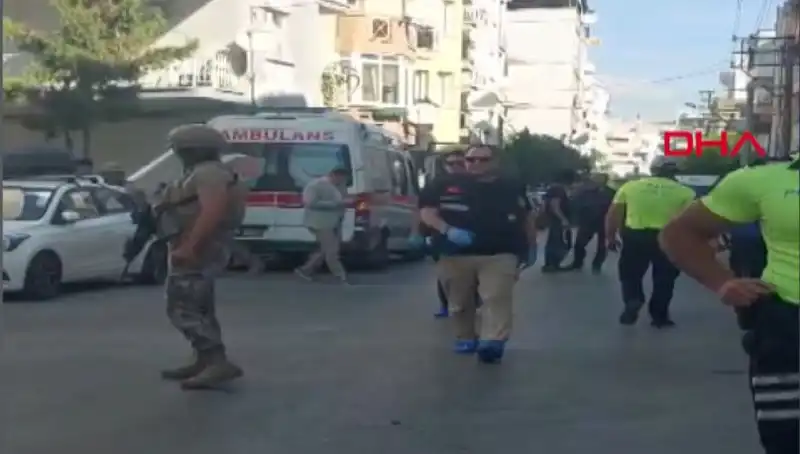 İzmir’de Karakola Yapılan Silahlı Saldırı: İki Şehit ve Bir Yaralı