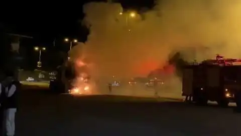 Zonguldak'ta Seyir Halindeki TIR Korkutan Alevlere Teslim Oldu
