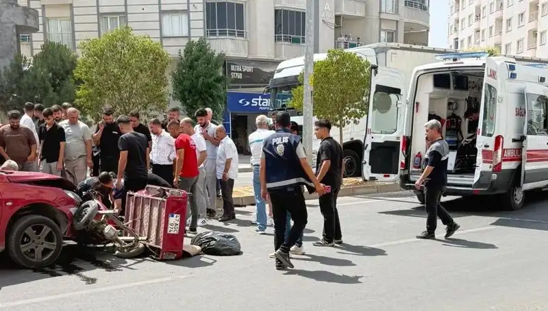 Mardin’de Trafik Kazası: İki Kişi Yaralandı, Olayın Ayrıntıları Ortaya Çıkıyor