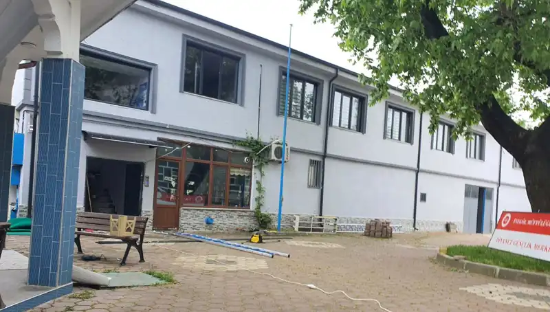 3 Metre Yükseklikten Düşen İşçi, Hayat Mücadelesine Devam Ediyor!