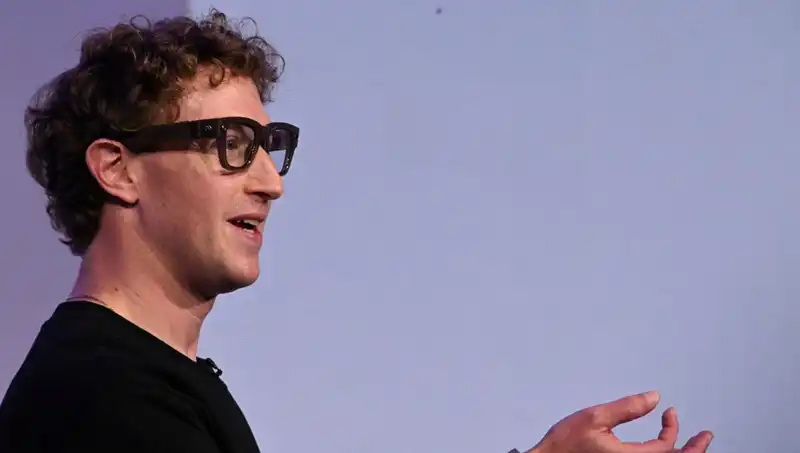 Meta'nın Yeni Gözlükleri: Zuckerberg'ten Yapay Zeka Destekli İnovasyon
