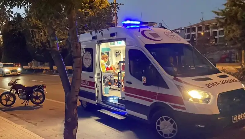 İstanbul'da Feci Kaza: Otomobil Motosikleti 70 Metre Sürükledi!