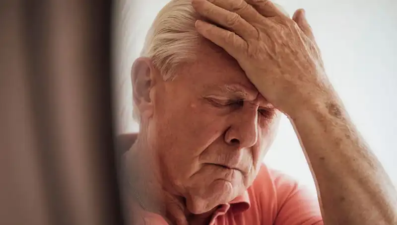 Yaşlılığa Bağlı Unutkanlık ile Alzheimer Arasındaki Farklar: Uzman Açıklıyor