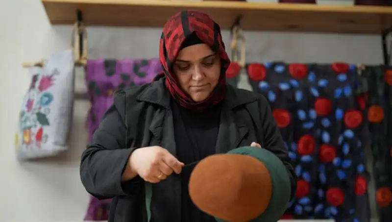 El Emeği Ürünleriyle 45 Ülkeye Açılan Kapı: Yerel Sanatçılar Öne Çıkıyor