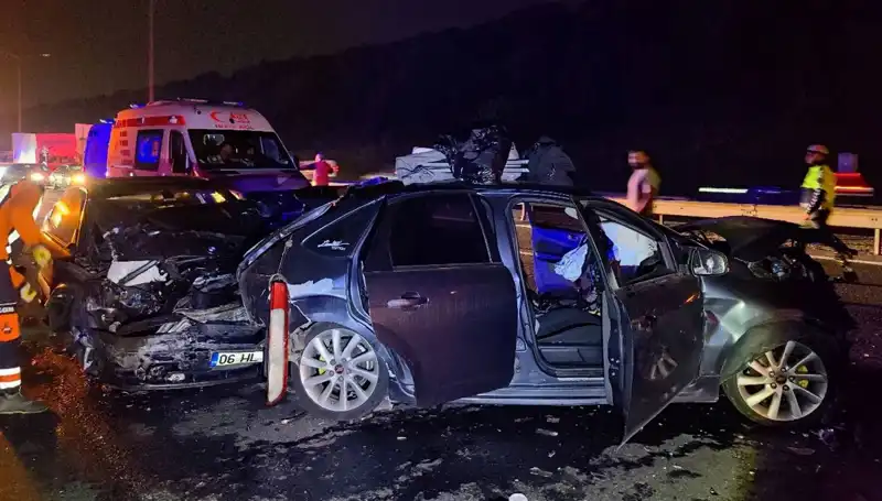 TEM Otoyolu'nda Zincirleme Kaza! 7 Kişi Yaralandı!