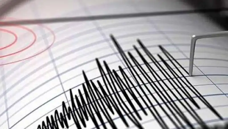 Sındırgı'da Şiddetli Deprem: 4,3 Büyüklüğünde Sarsıntı Oluştu