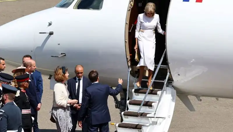 Macron Çiftinde Beklenmedik Kriz: Eşi Görmezden Geldi