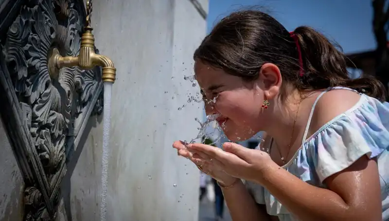 Türkiye'de Sıcak Hava Dalgası: 16 İlde 40 Dereceyi Aştı!