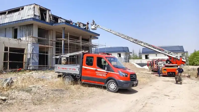 Gölbaşı’ndaki Villalarda Çıkan Yangın Korkuttu: Olayın Ayrıntıları