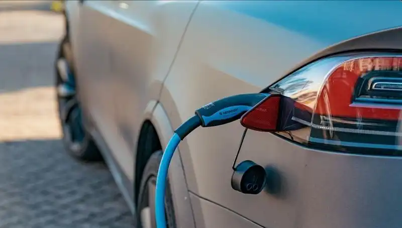 Elektrikli Araç Satışları Düşüşe Geçti, Sebepleri Neler?